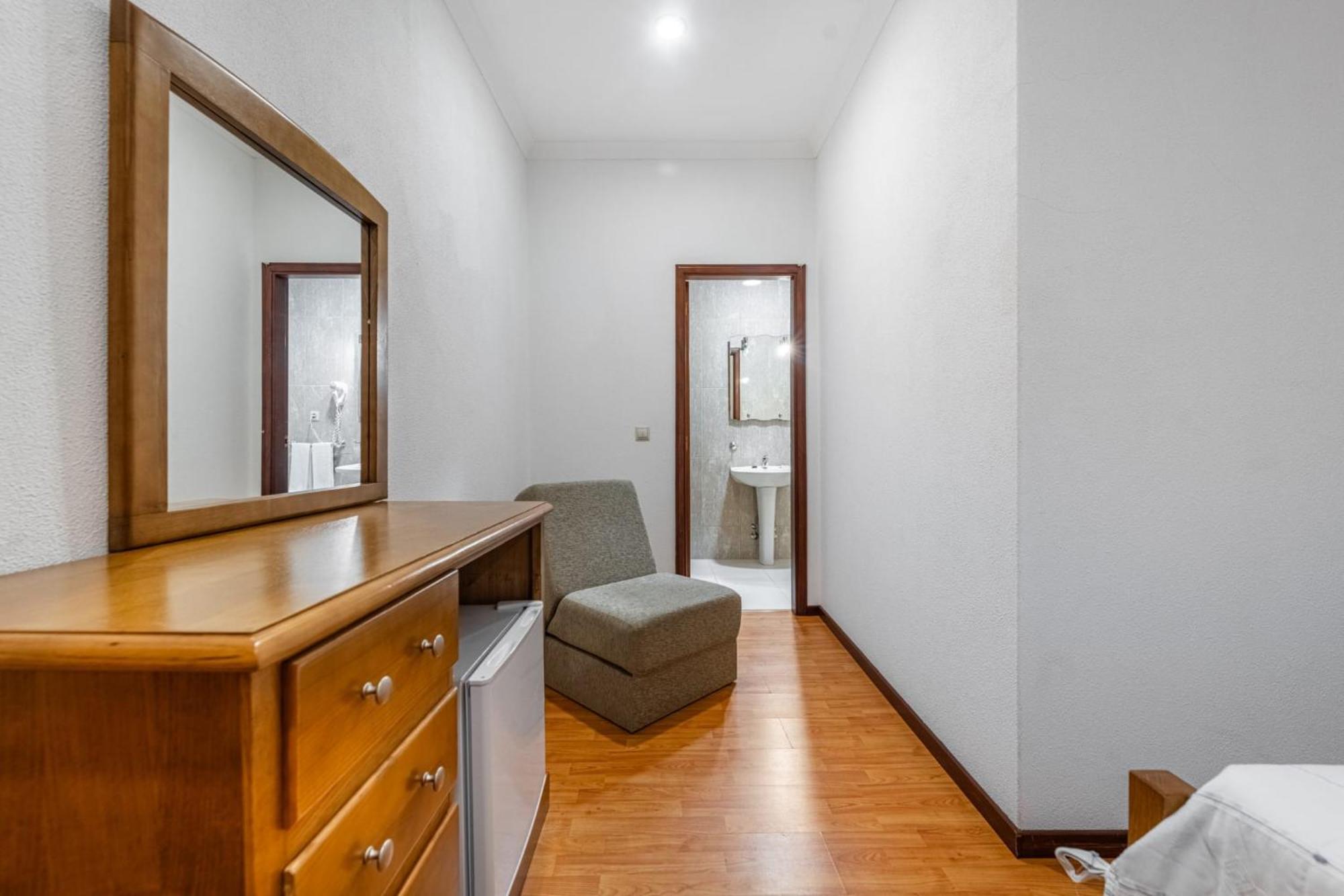 O Pimpao Hotell Geres Exteriör bild